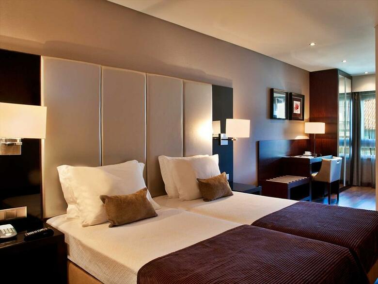 Luxe Hotel