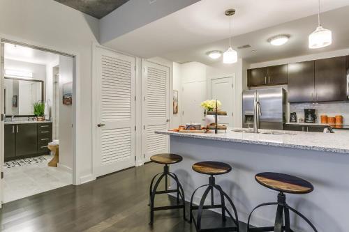 Apartamento Uptown Victory Park 1203