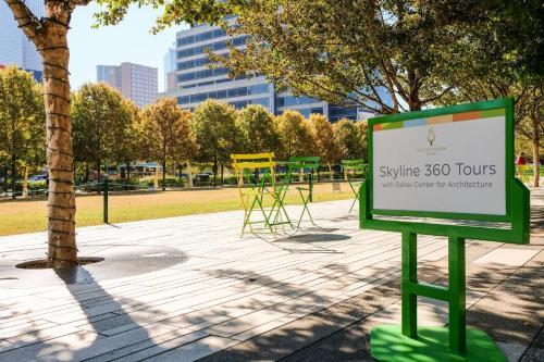Apartamento ? Of Design Dist | Balcony | 1 Mi From AA Center