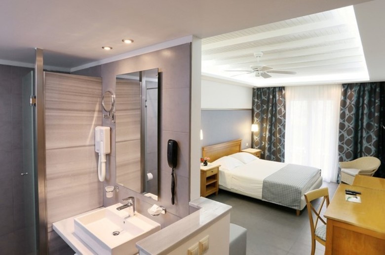 Hotel Apollo Palace