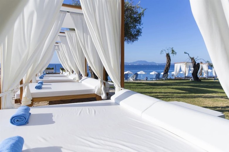Hotel Nissaki Beach