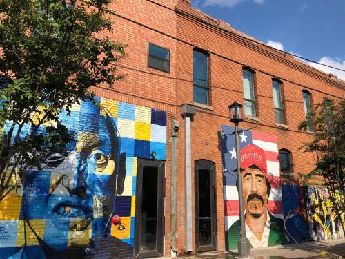 Deep Ellum Hostel
