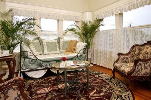 The Corinthian Bed And Breakfast