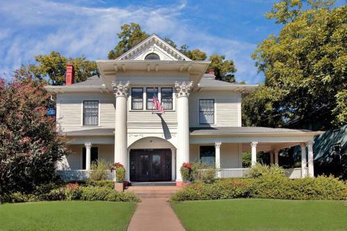 The Corinthian Bed And Breakfast