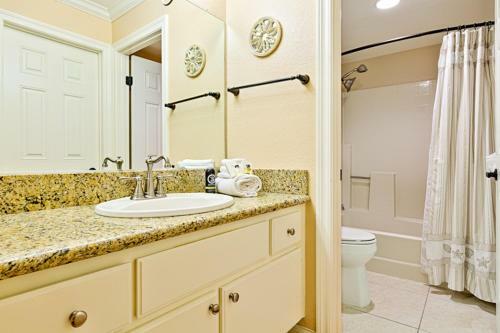 Dp-4 Ritz Pointe Condo Two-bedroom Apartment