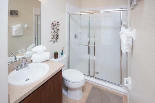 Janet's West Haven Villa - Four Bedroom Home