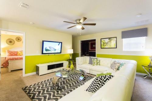 Champions Gate - Eight Bedroom Villa - Cg025