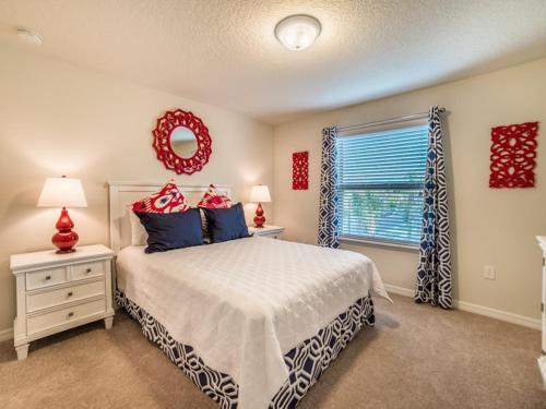 Rhodes Dwelling 8904