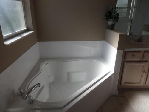 Glenbrook Four-bedroom Home 6gb