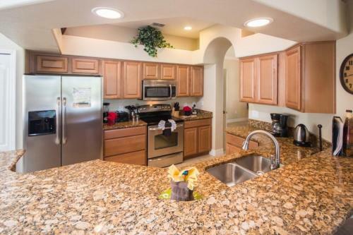 Halvdan's West Haven Villa - Four Bedroom Home