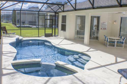 Brett's Highlands Reserve Villa - Four Bedroom Home