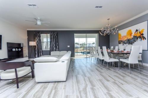 701 Sandy Ridge Dr Villa 9036hs