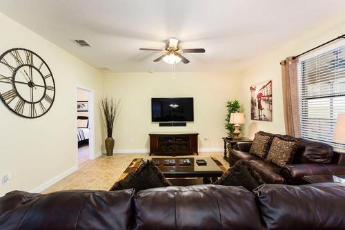 Champions Gate - Five Bedroom Villa - Cg005