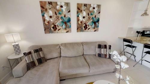 Aco Family - 3 Bd With Pool (1712)