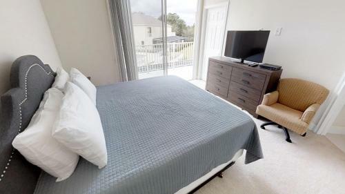 Aco Family - 3 Bd With Pool (1712)