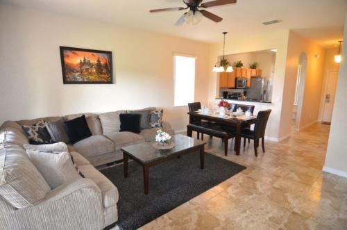 La Mirage Apartment 745