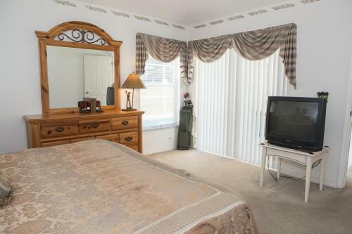 Albert's Westridge Villa - Three Bedroom Home