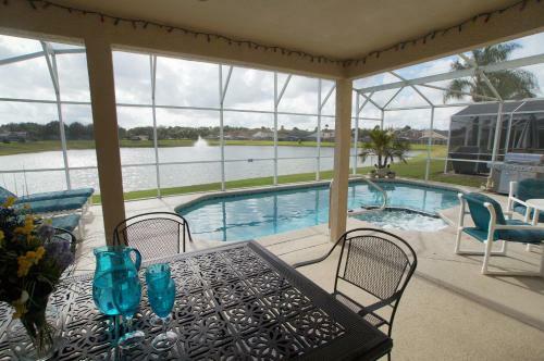 Lakeside Villa Bloomingdale