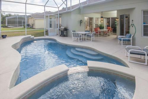 Lyn's Highlands Reserve Villa - Five Bedroom Home