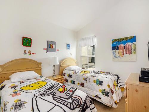 Villa Kensington Drive Unit 24