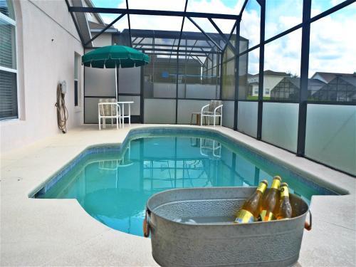 Villa Kensington Drive Unit 24