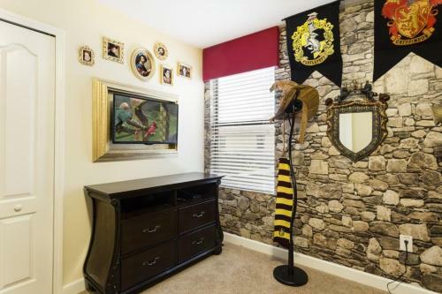 Champions Gate - Eight Bedroom Villa - Cg012