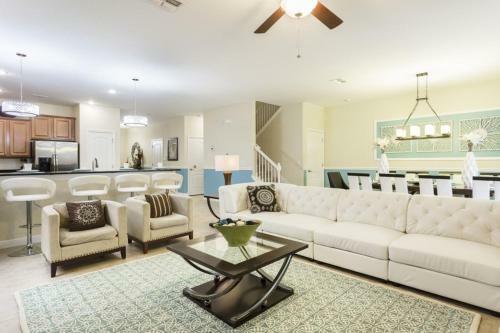 Champions Gate - Eight Bedroom Villa - Cg012