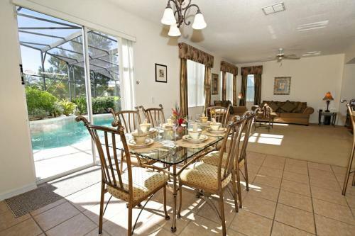Bay Leaf Villa 103bll