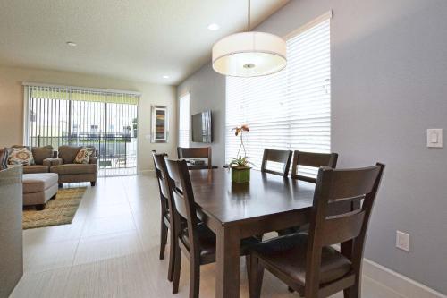 Serenity Resort Gold - 3105 Holiday Home
