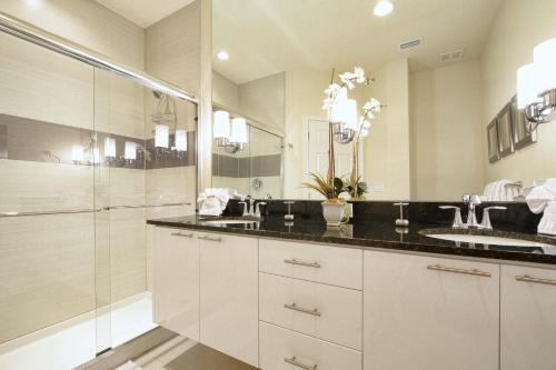 Serenity Resort Gold - 3105 Holiday Home