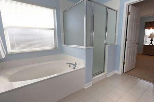 Summer Breeze Villa - Disney Vacation Home