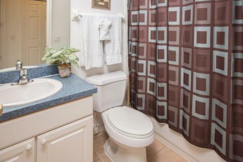 Linda's Highgate Park Villa - Four Bedroom Home