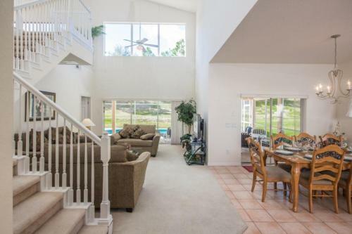 Exotic Nest - Five Bedroom Home