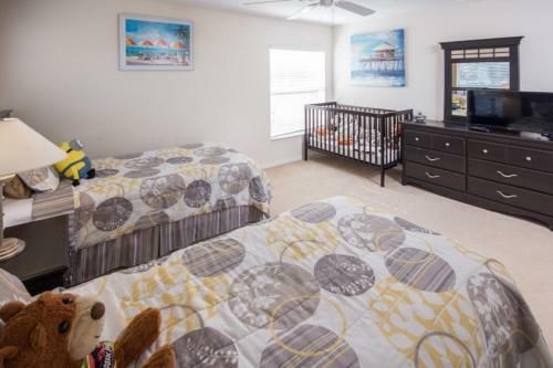 Enchanted West Haven Villa - Five Bedroom Home
