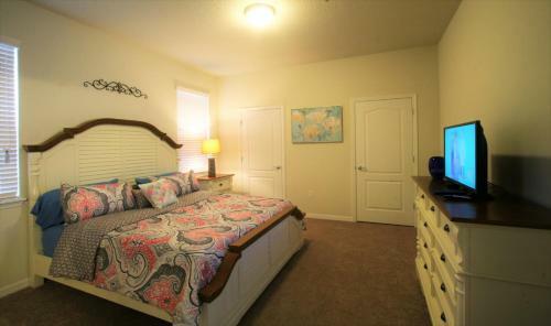 8 Br Villa #1189 At Windsor Of Westside