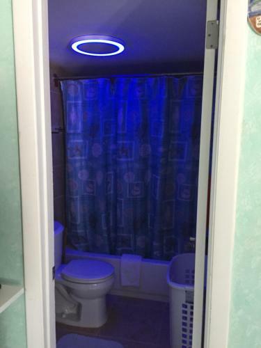 Apartamento Getaway That's Fit For A King