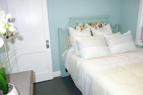 Delray Beach Home And Cottage