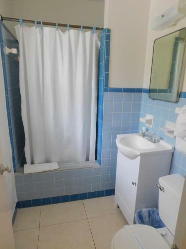 Apartamento The Grove Beach Condominiums