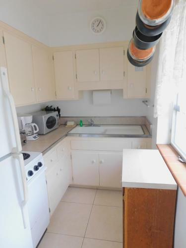 Apartamento The Grove Beach Condominiums