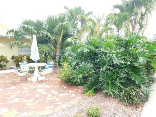 Apartamento The Grove Beach Condominiums