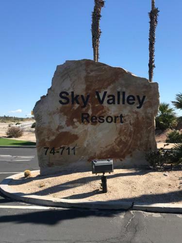 Hotel 74711 Dillon Road Sky Valley Resort Mineral Waters