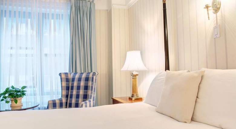 Hotel Roger Smith