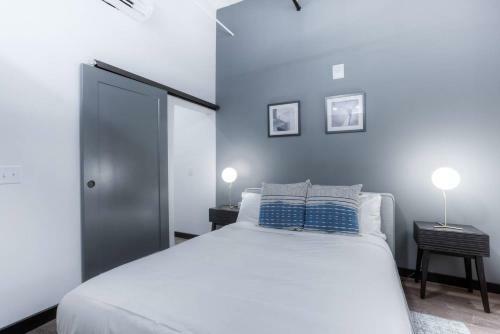 Downtown 1br Apartment Next To Public Transit