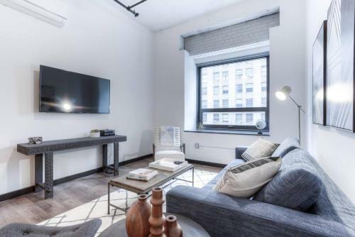 Downtown 1br Apartment Next To Public Transit
