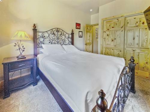 Moose Manor