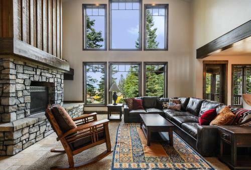 Clearwater Chalet At Tamarack Resort