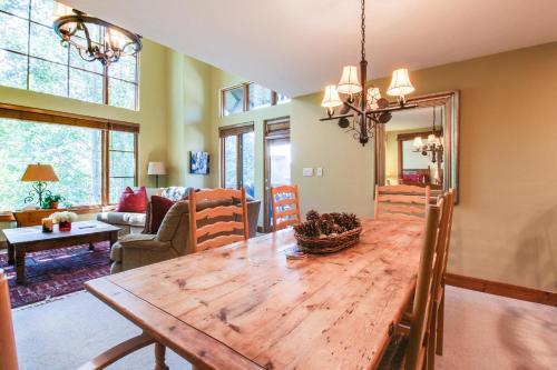 Pinecone Lodge In Arrowhead