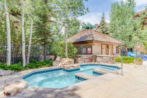 Pinecone Lodge In Arrowhead