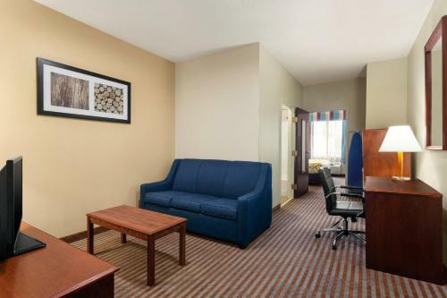 Hotel Baymont By Wyndham Elizabethtown