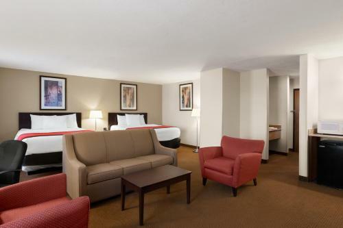 Hotel Ramada By Wyndham Elizabethtown